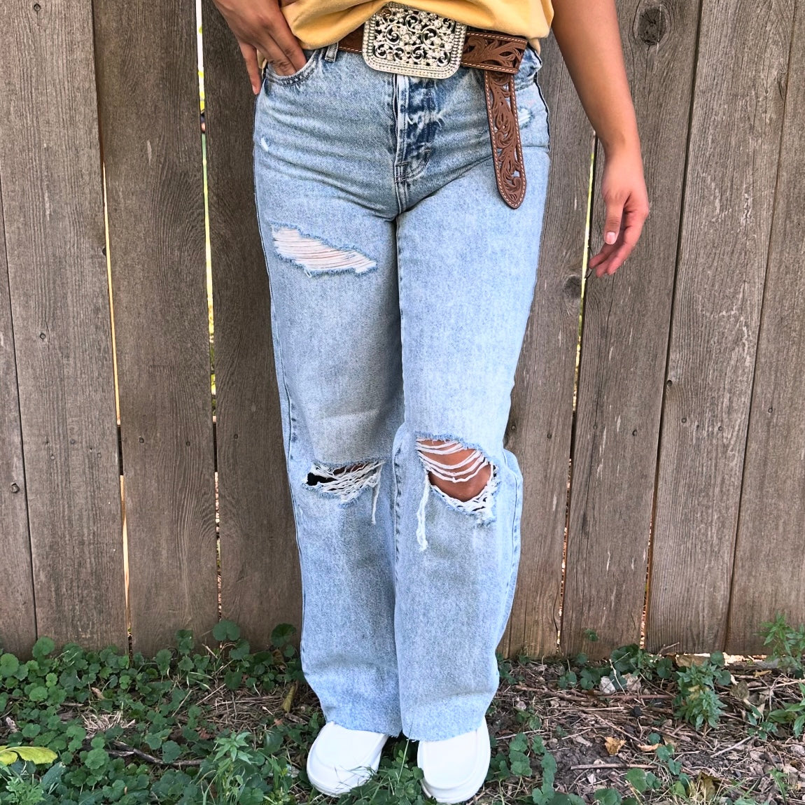 Distressed Dad Jean - Hidden Jeans